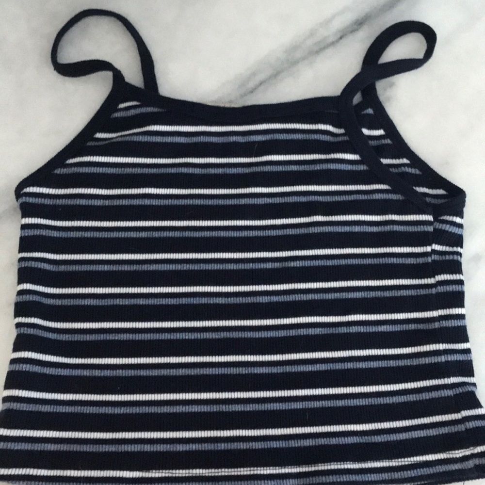 Brandy Melville tank top - Picture 2 of 3